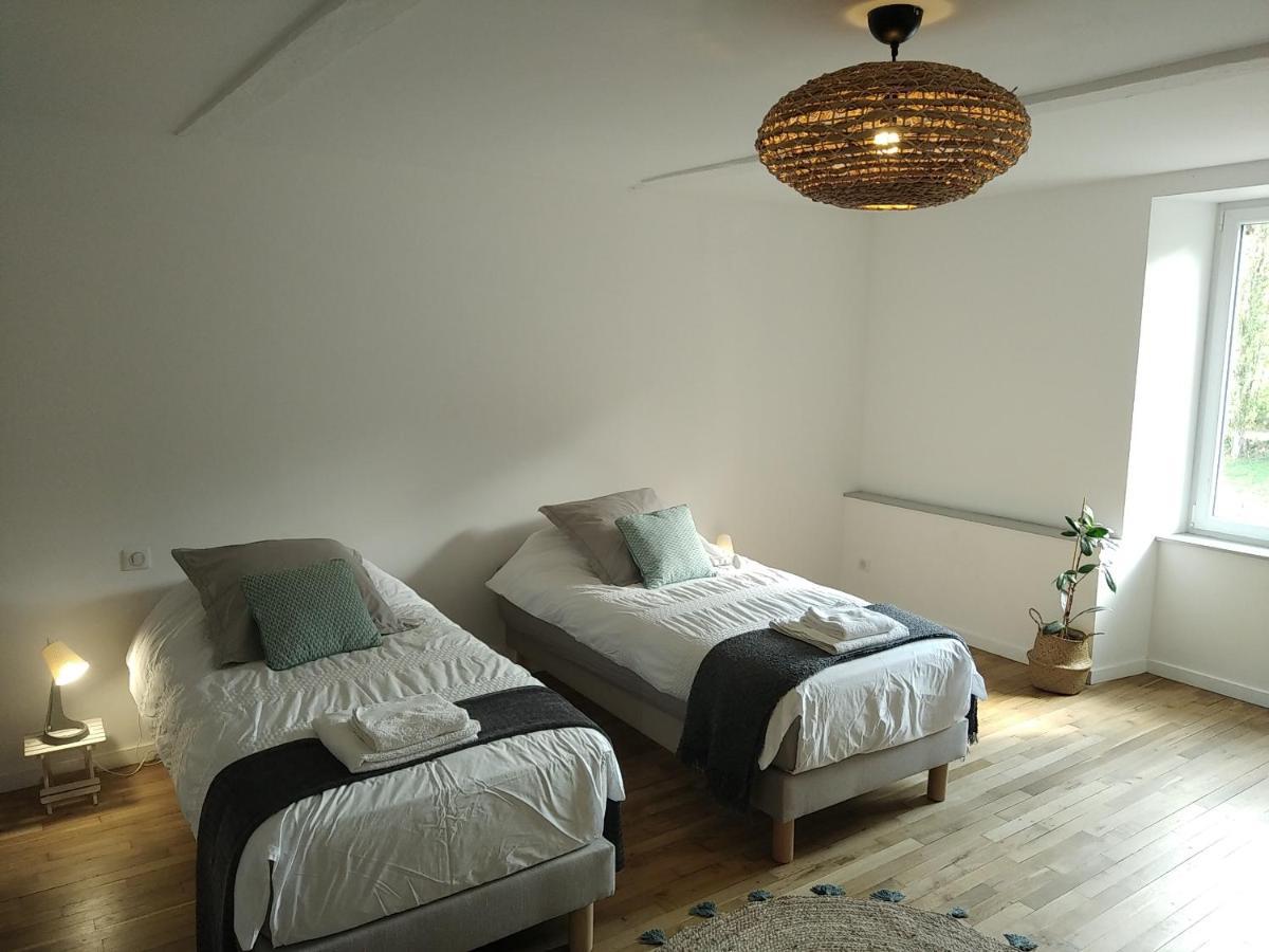 Villemontais La Ferme Des Galoches B&B 외부 사진